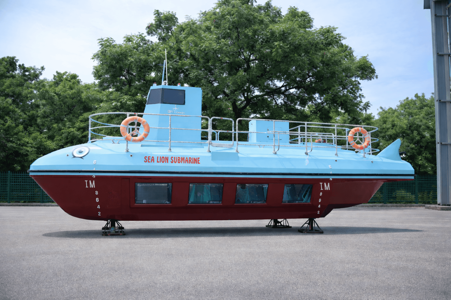 Semi Submarine image 6