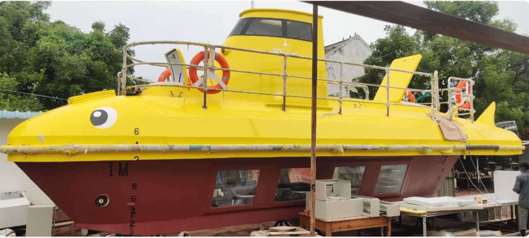 Semi Submarine image 15